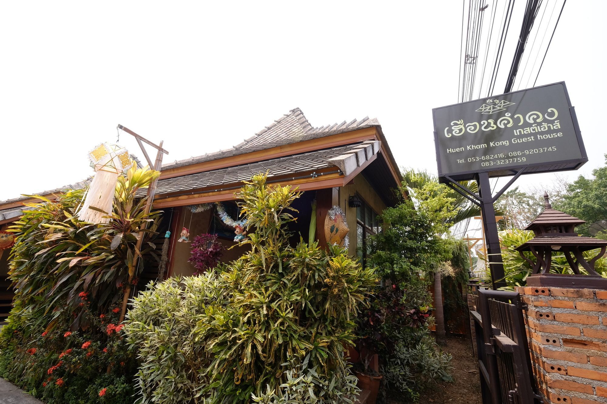 Huen Kham Kong Guesthouse Mae Sariang Exterior foto