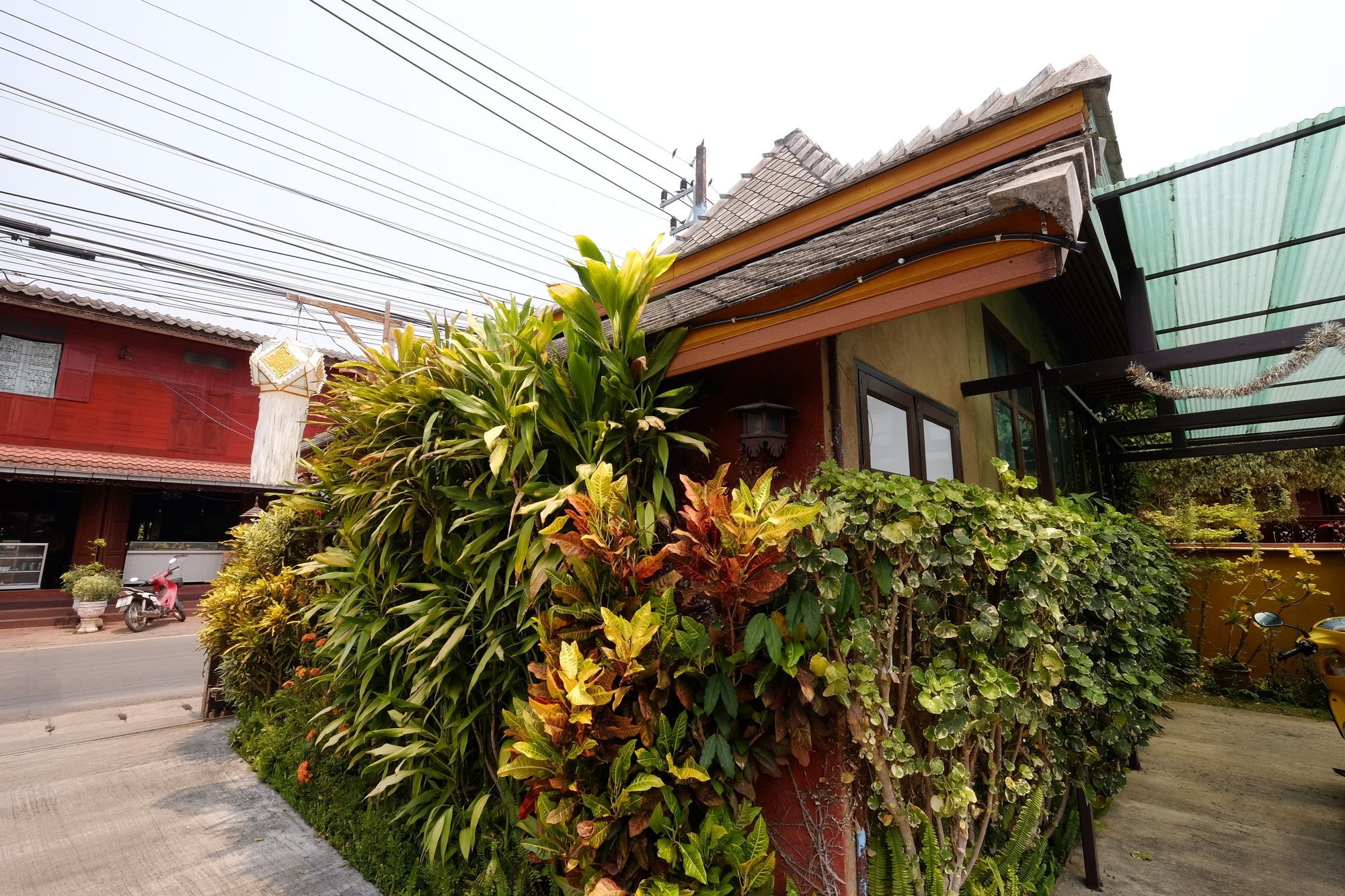 Huen Kham Kong Guesthouse Mae Sariang Exterior foto